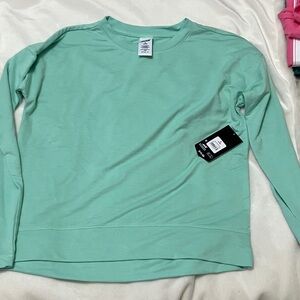 NWT Avia Mint Long Sleeve Soft Tee Woman’s S 4-6